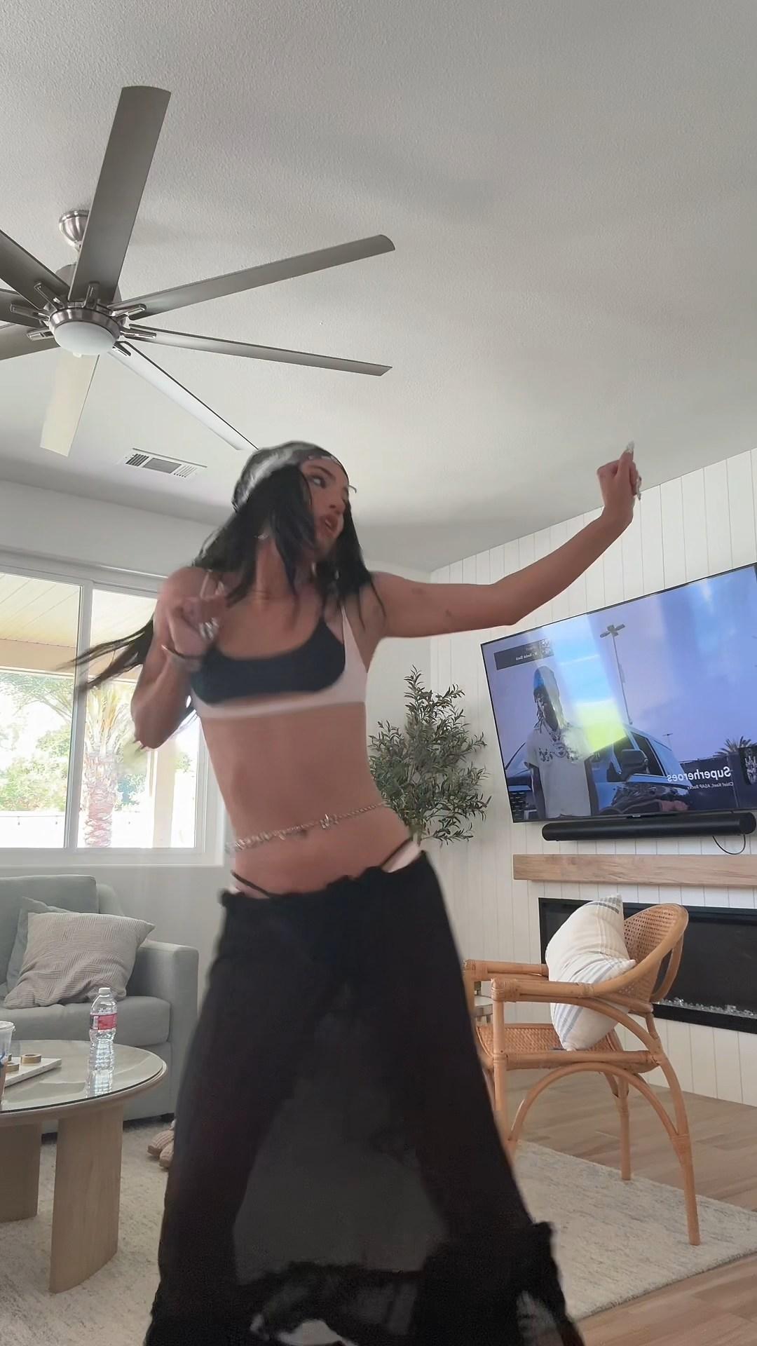 charli damelio nude ass twerk video leaked qbvwdv