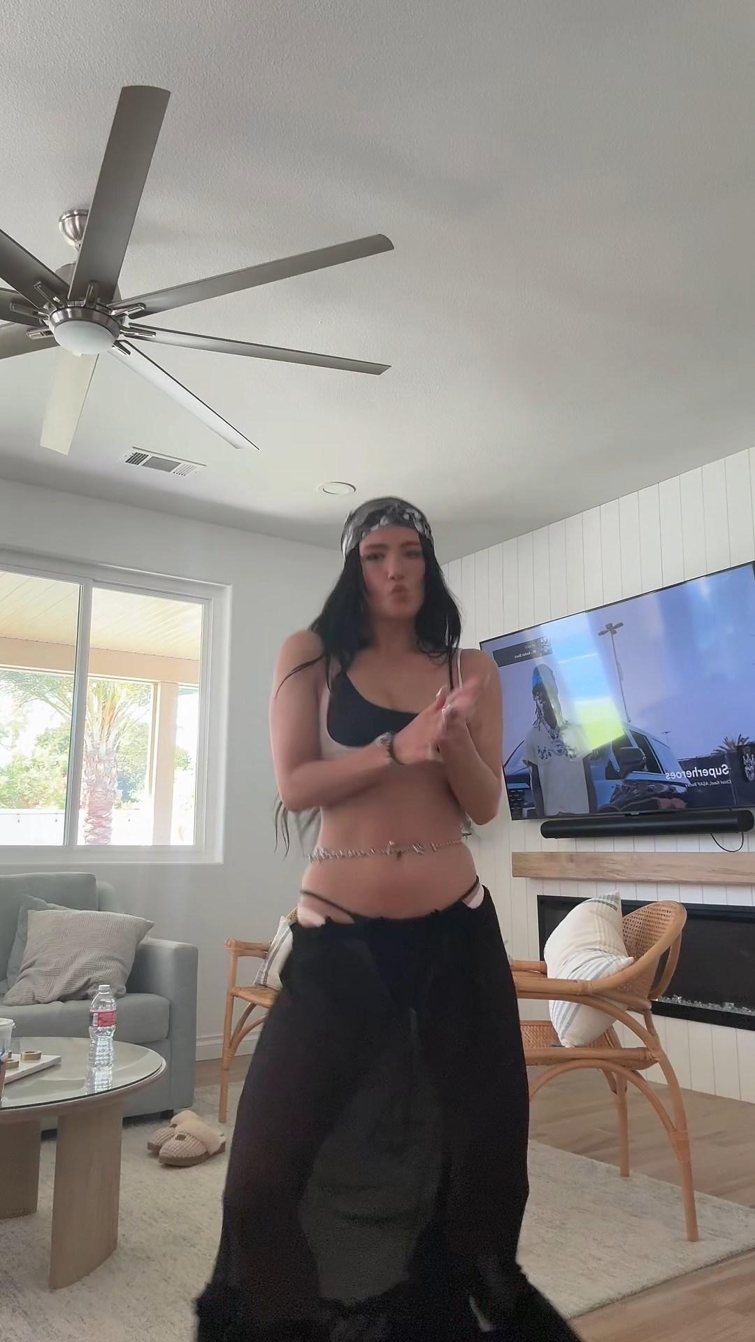 charli damelio nude ass twerk video leaked stizmp