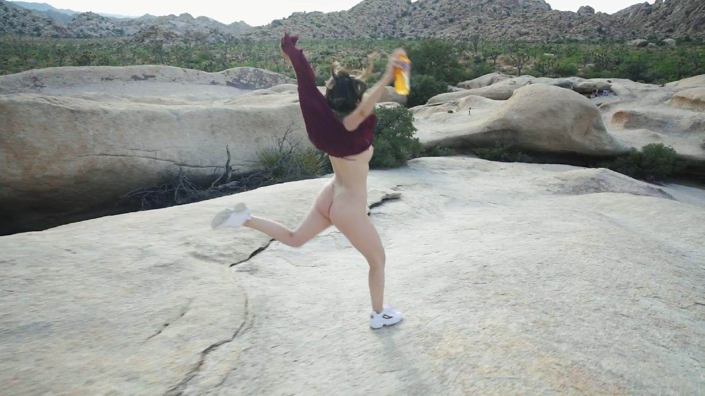 lauren summer nude outdoor strip onlyfans video leaked hmlbcy