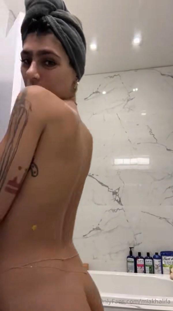 mia_khalifa_nude_face_mask_onlyfans_livestream_leaked-twytqm mia khalifa nude face mask onlyfans livestream leaked twytqm