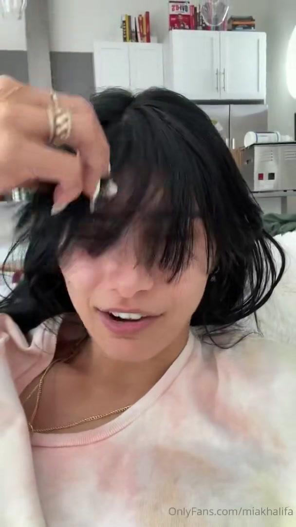 mia khalifa nude bathroom onlyfans livestream leaked