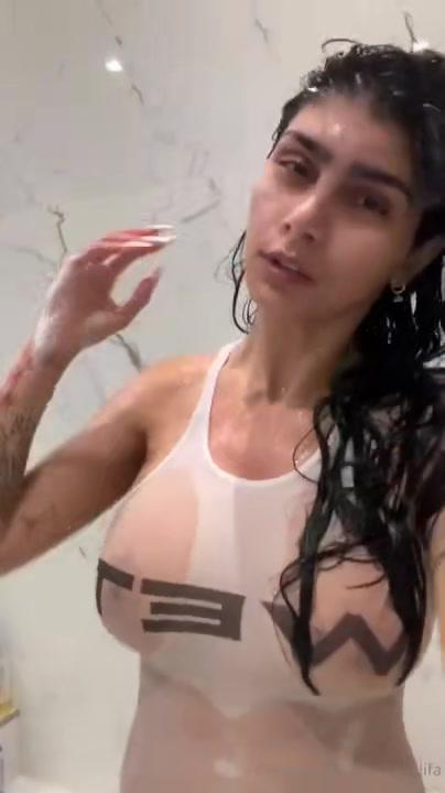 mia_khalifa_nude_wet_tank_top_onlyfans_video_leaked-bnqcmi mia khalifa nude wet tank top onlyfans video leaked bnqcmi