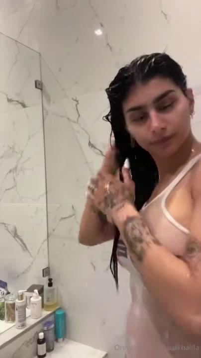 mia_khalifa_nude_wet_tank_top_onlyfans_video_leaked-dzypmw mia khalifa nude wet tank top onlyfans video leaked dzypmw