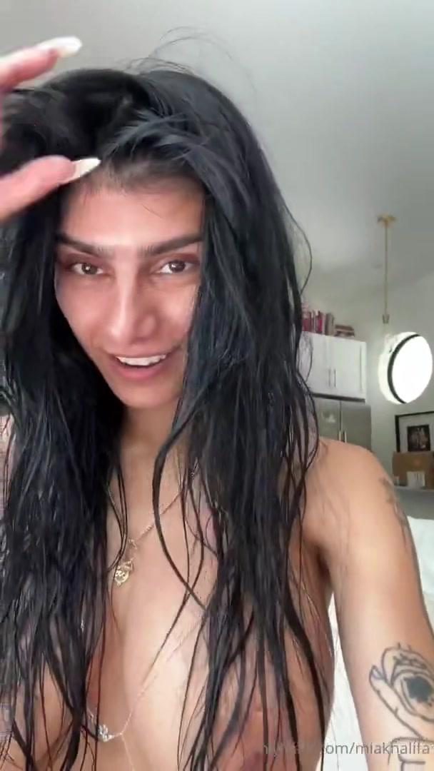 mia khalifa nude topless livestream onlyfans video leaked pevsbw