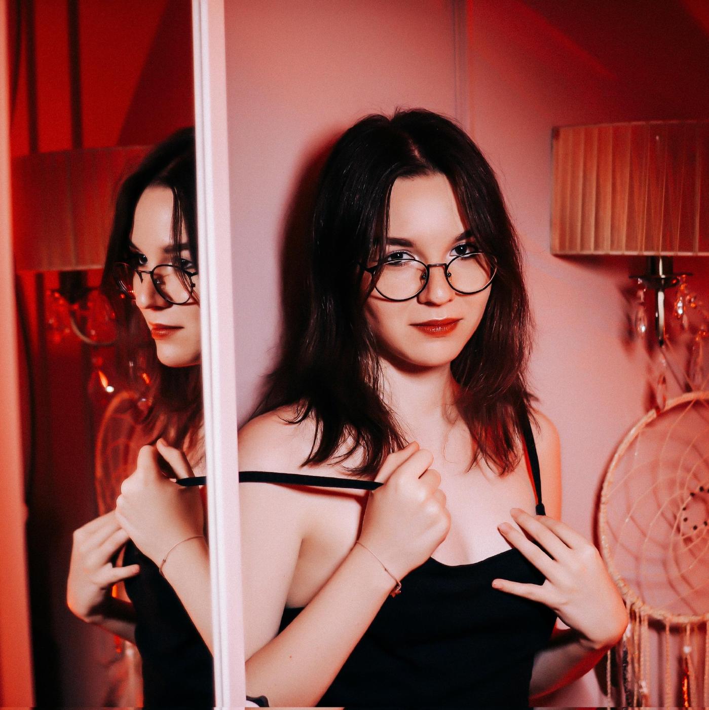 relive your high school crush with kianna marks cnvuou 1